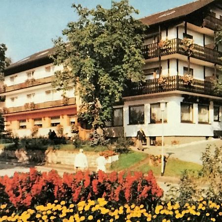 Hotel Zur Linde Bad Herrenalb Exterior photo