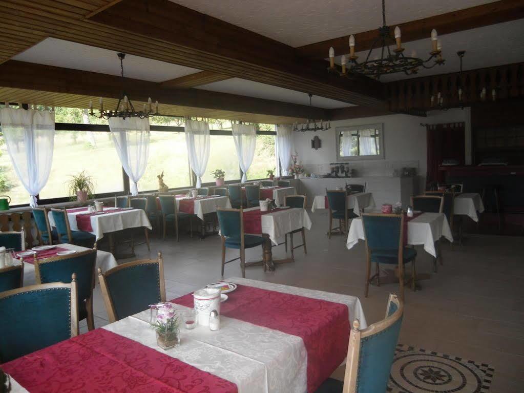 Hotel Zur Linde Bad Herrenalb Exterior photo